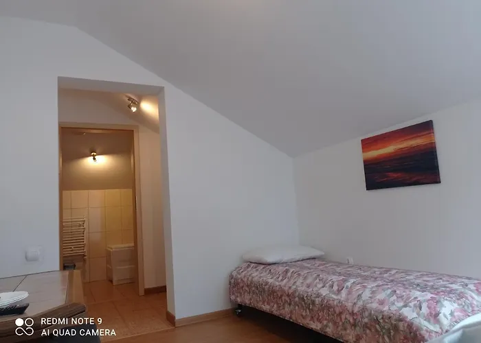 Chelbia * נישורזה